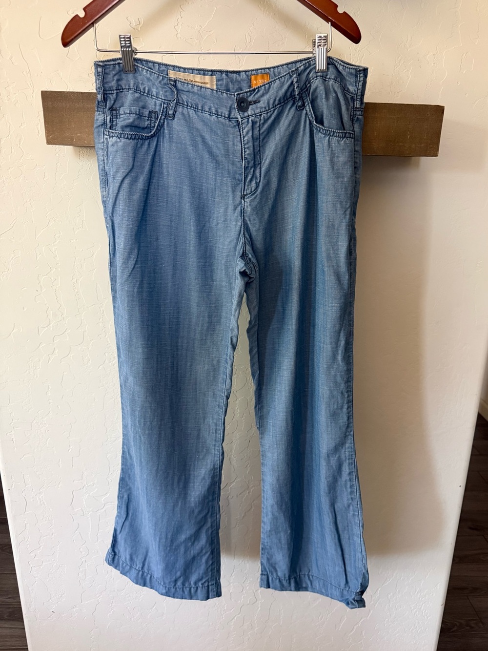 Pilcro and the letterpress|Anthropologie light wash linen/Tencel wide leg pants•